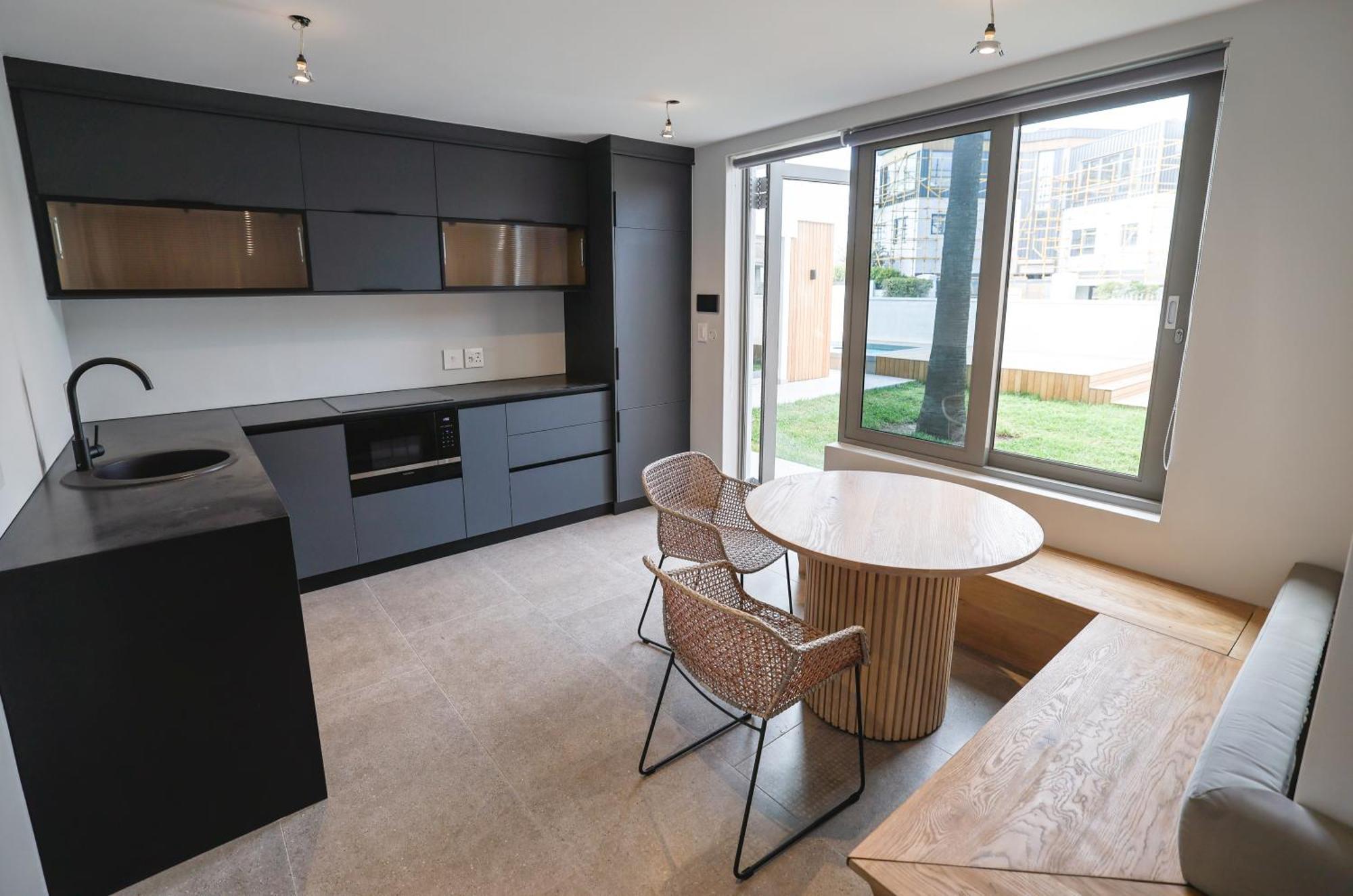 Ocean 9 - Sunset Beachfront Residency Cape Town Dış mekan fotoğraf