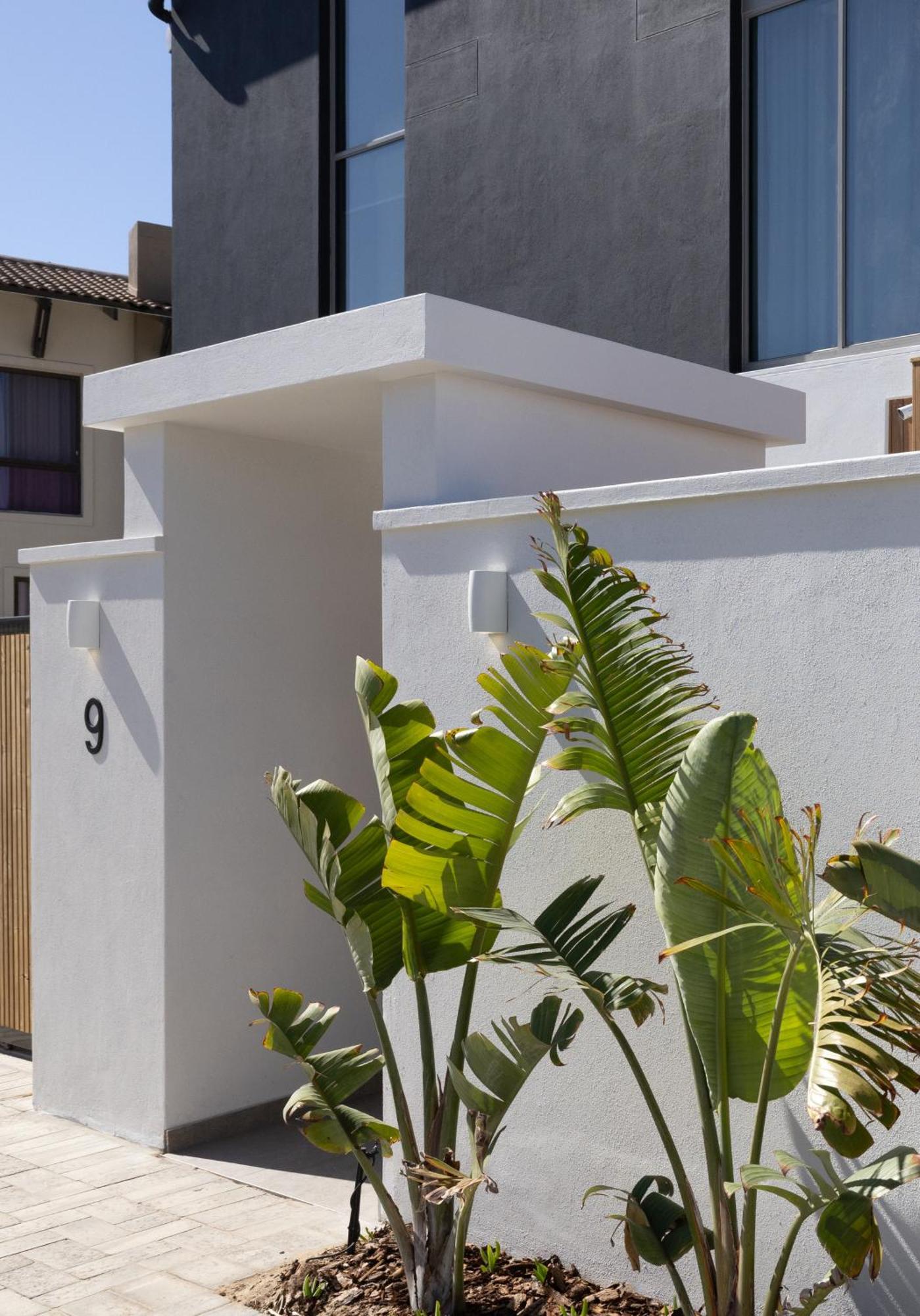 Ocean 9 - Sunset Beachfront Residency Cape Town Dış mekan fotoğraf