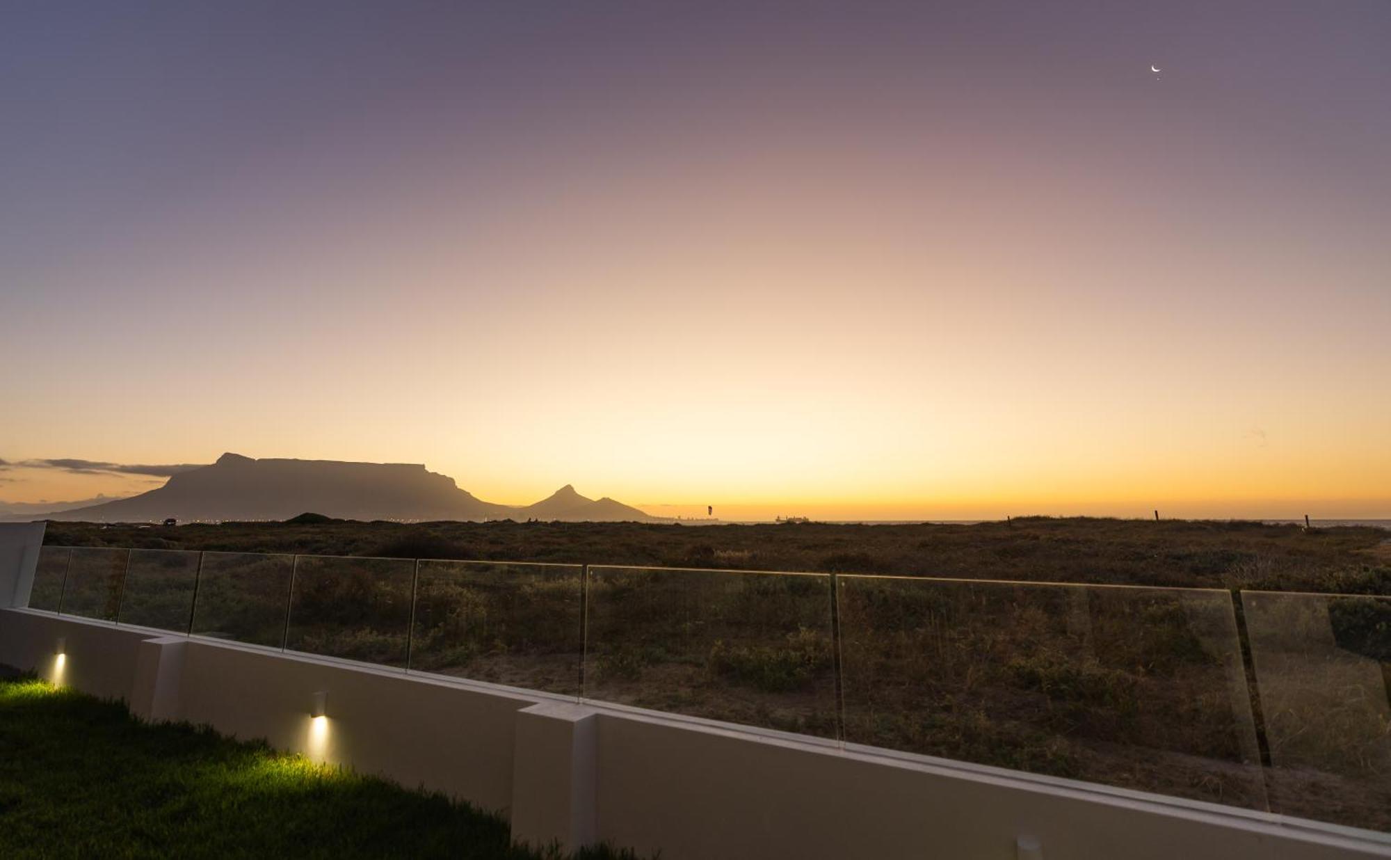 Ocean 9 - Sunset Beachfront Residency Cape Town Dış mekan fotoğraf
